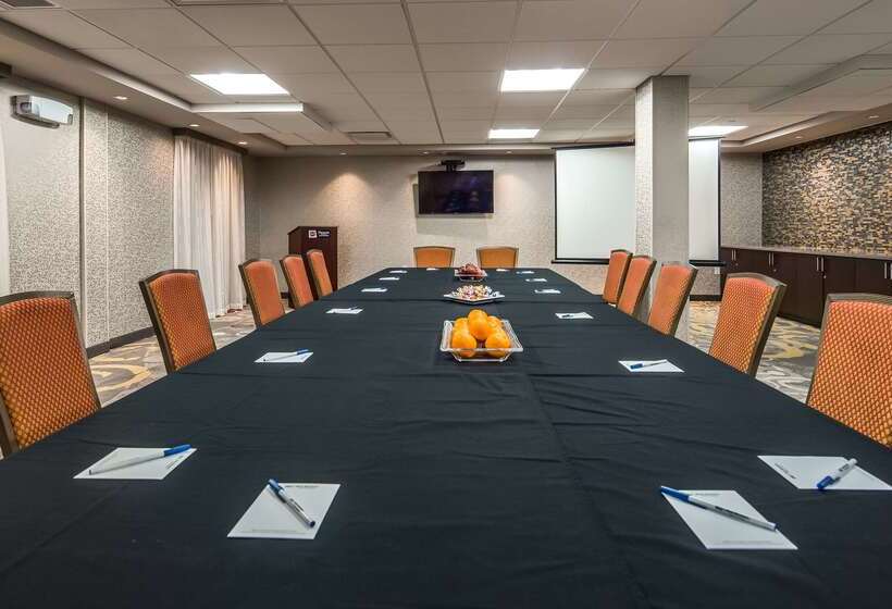 فندق Best Western Premier Nyc Gateway