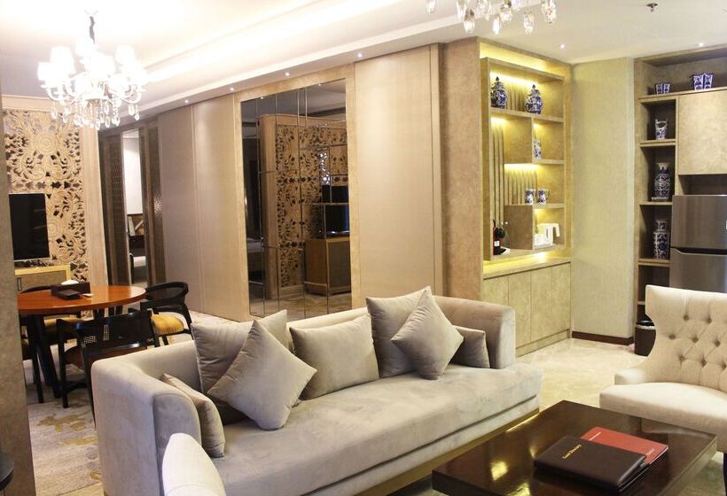 فندق Wyndham Panbil Batam