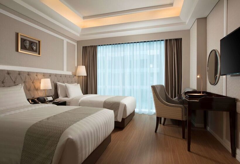 فندق Wyndham Panbil Batam