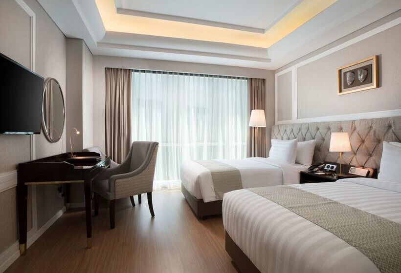 فندق Wyndham Panbil Batam