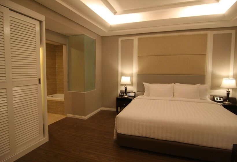فندق Wyndham Panbil Batam