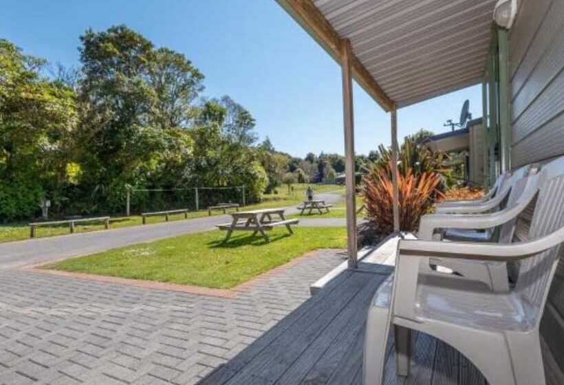 호텔 Blue Lake Top 10 Holiday Park