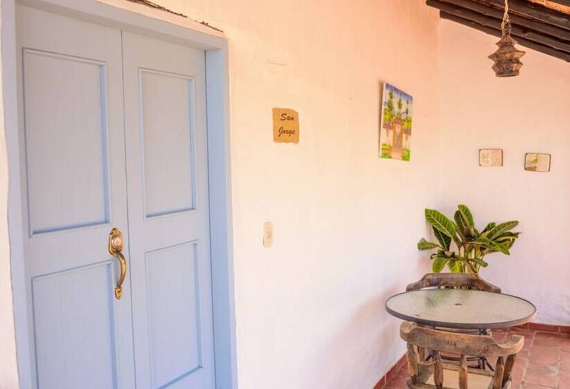 ホテル Campestre El Santuario