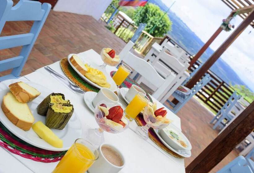 هتل Campestre El Santuario