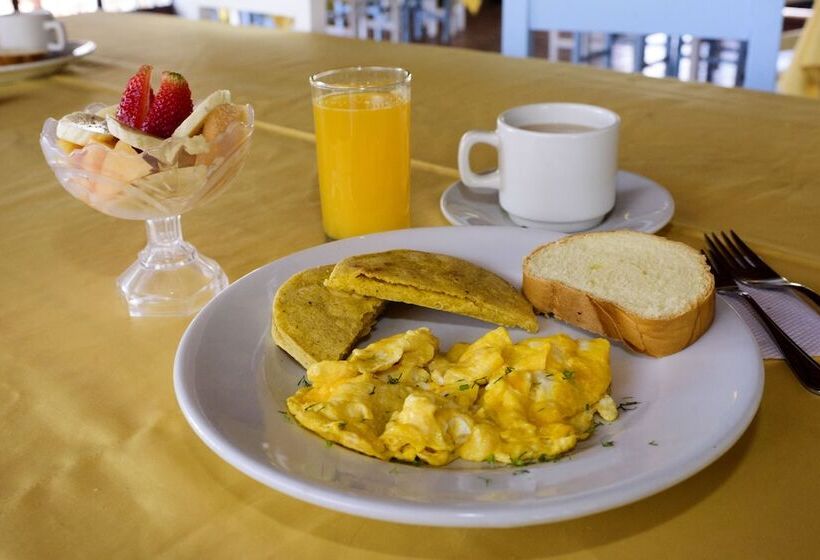 ホテル Campestre El Santuario