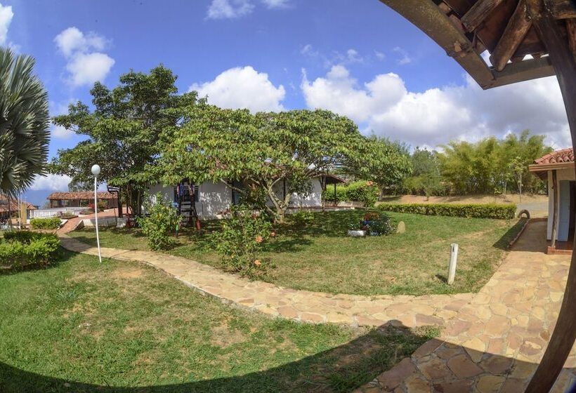 ホテル Campestre El Santuario