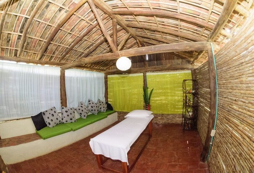 هتل Campestre El Santuario