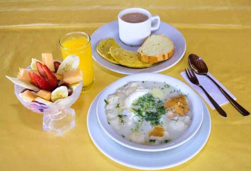 هتل Campestre El Santuario