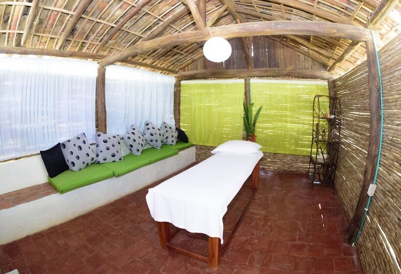 ホテル Campestre El Santuario