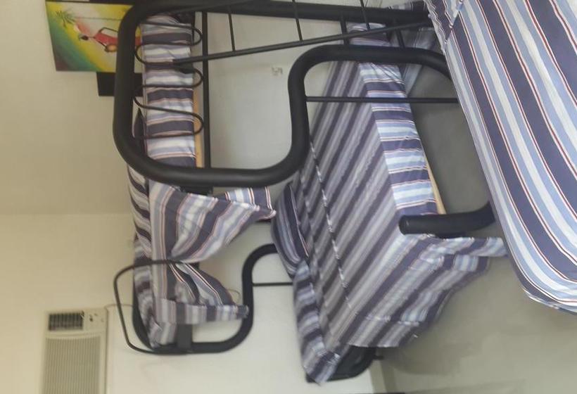 בית מלון כפרי Campestre Sanvalay Inn