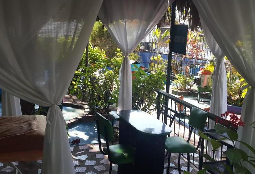 בית מלון כפרי Campestre Sanvalay Inn