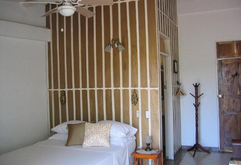 Отель Casa Belle Epoque