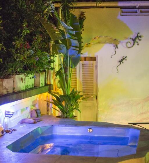 Отель Casa Belle Epoque