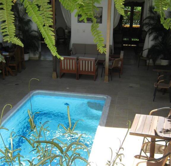 هتل Casa Belle Epoque