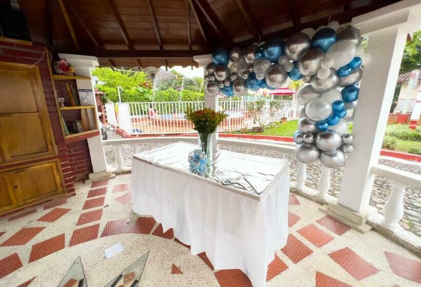 هتل Casa Campestre La Colombiana