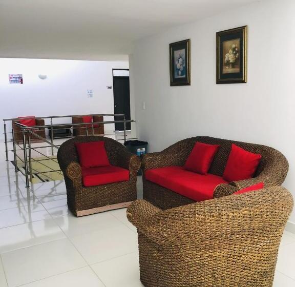 هتل Center Plaza Plus