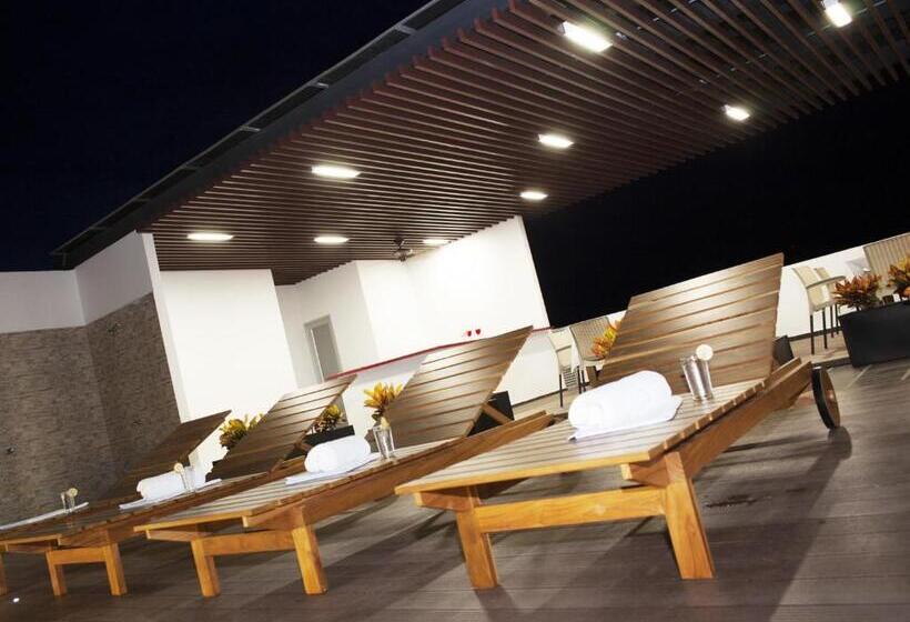 Отель Cinco Monteria