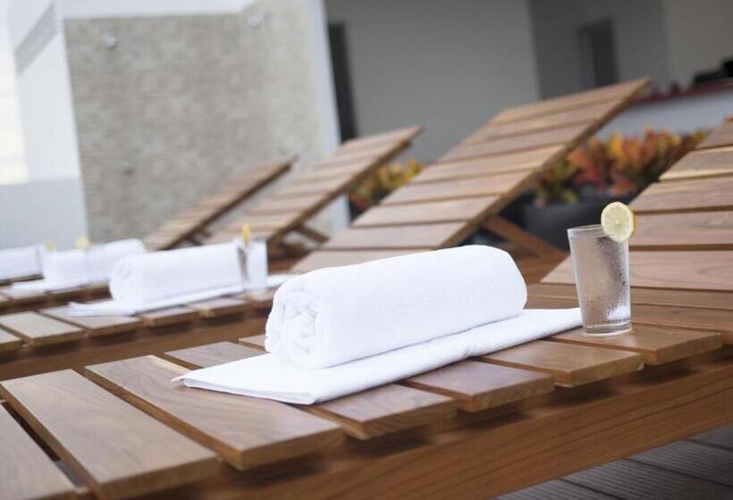 Отель Cinco Monteria