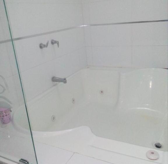 酒店 Confort Plaza