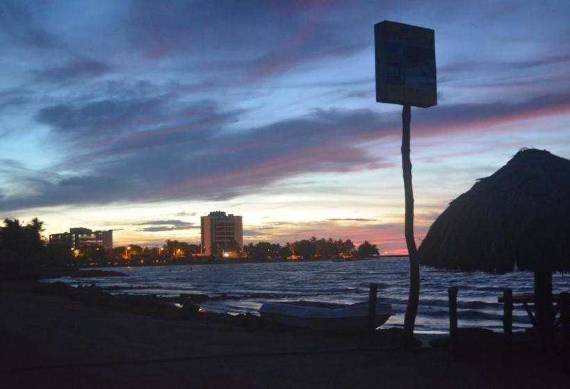 Отель Costa Mar Coveñas