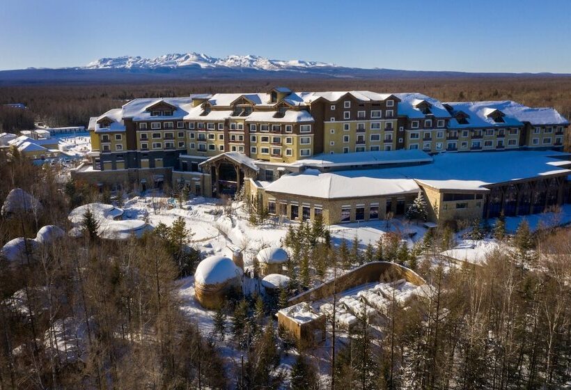 Отель Crowne Plaza Resort Changbaishan Hot Spring, An Ihg