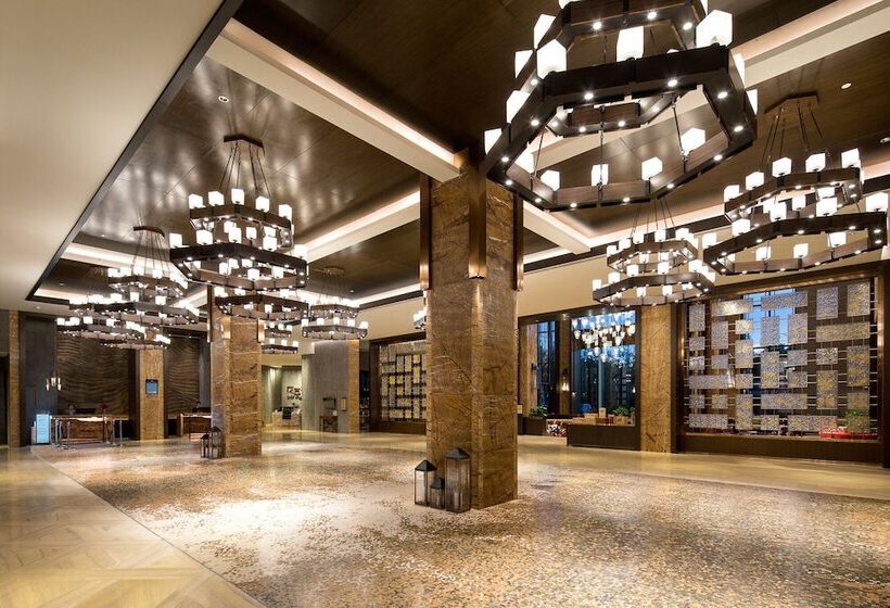 Отель Crowne Plaza Resort Changbaishan Hot Spring, An Ihg