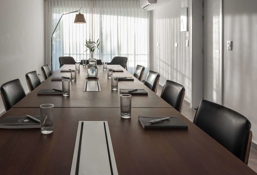 هتل Dazzler By Wyndham Colonia