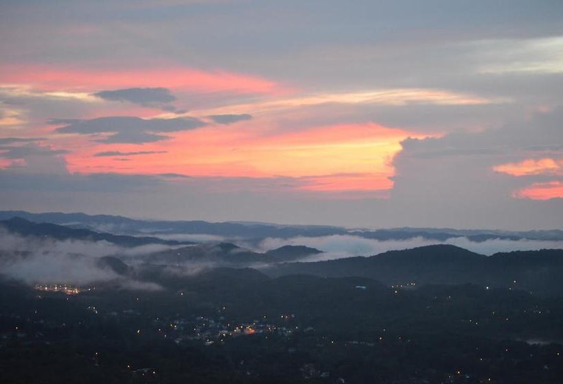 فندق Economy Inn Bluefield