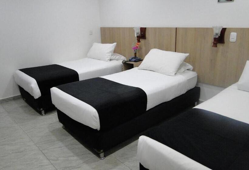 호텔 Esmeralda Plaza