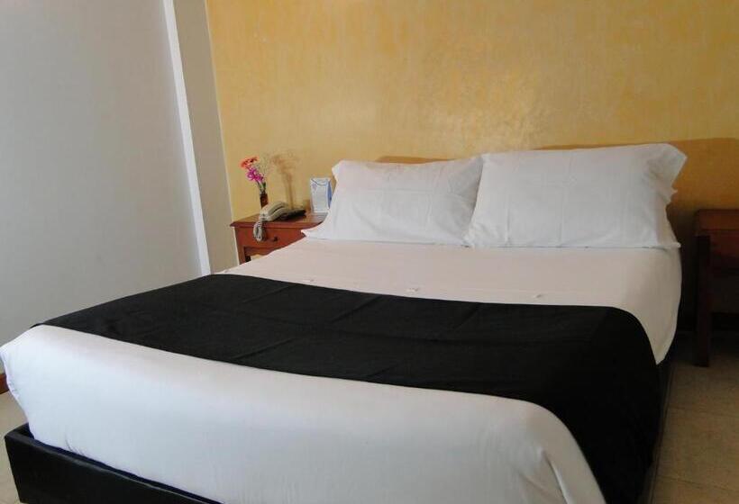 호텔 Esmeralda Plaza