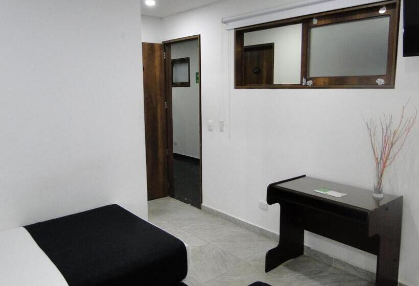 호텔 Esmeralda Plaza