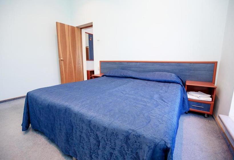 בית מלון כפרי Fregat 1