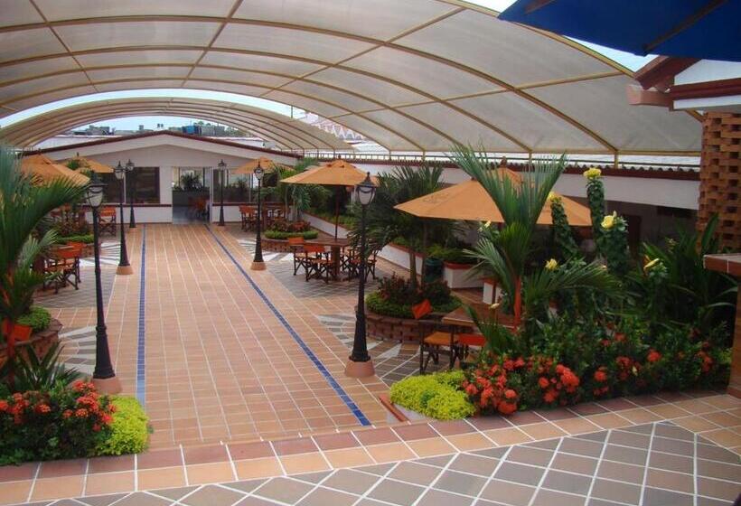 هتل Hacaritama Colonial