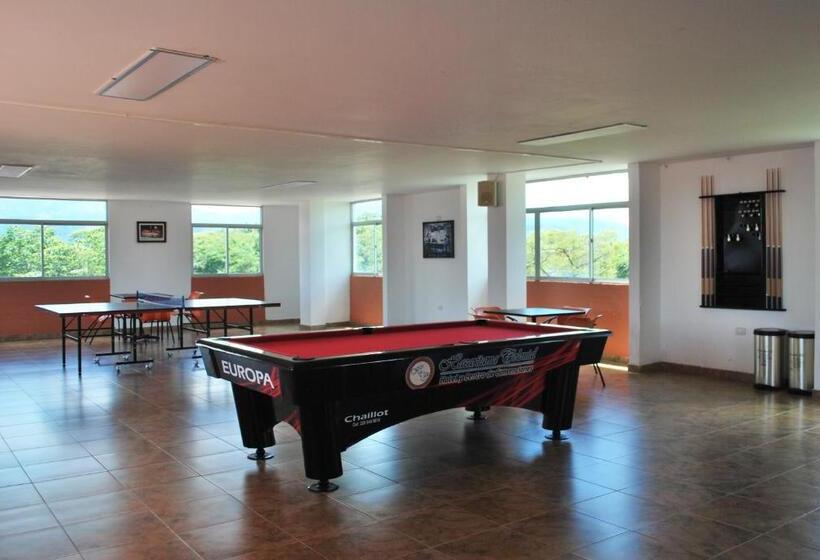 هتل Hacaritama Colonial