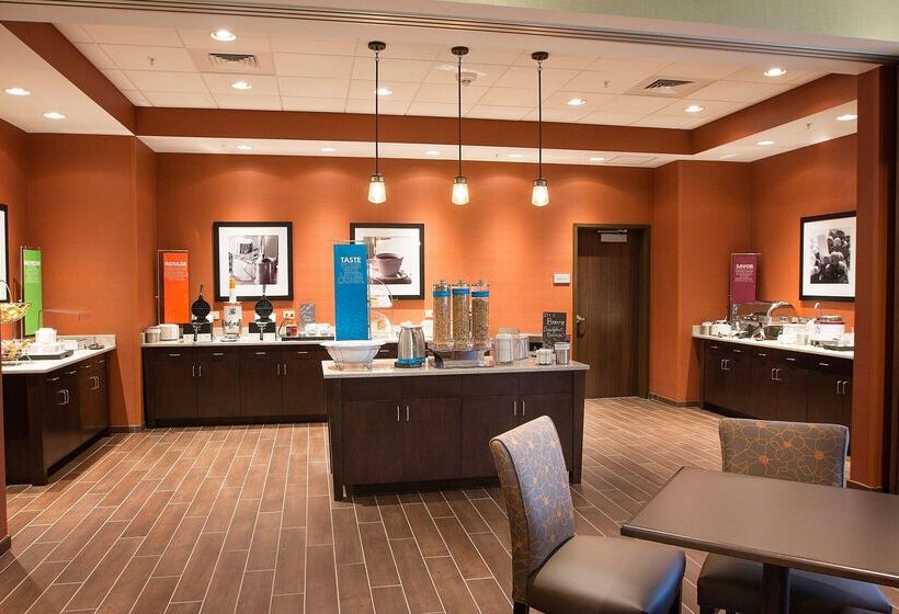فندق Hampton Inn & Suites Boone