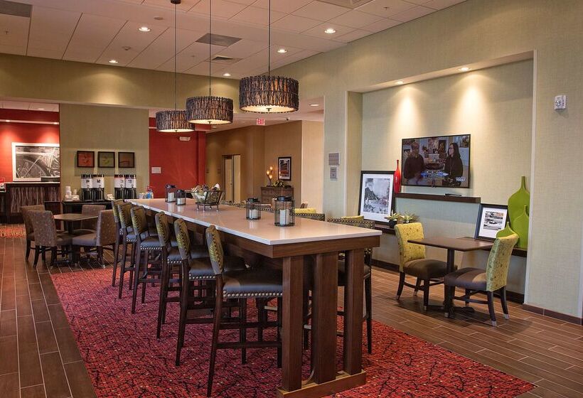 فندق Hampton Inn & Suites Boone