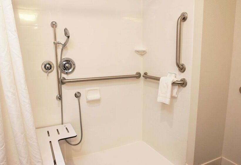 فندق Hampton Inn & Suites Boone