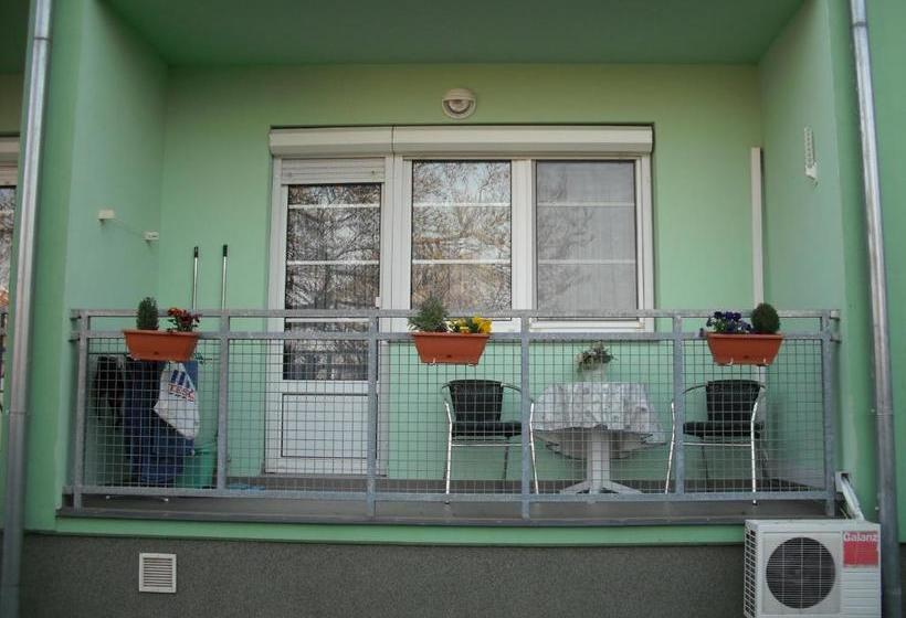 هتل Loft Apartman