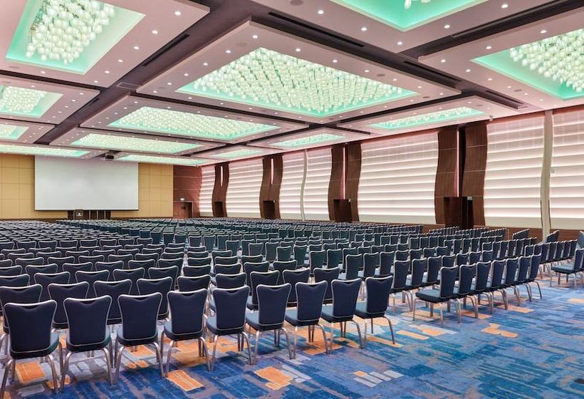 هتل Holiday Inn   Doha   The Business Park, An Ihg