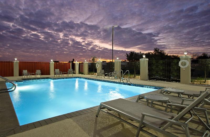ホテル Holiday Inn Express & Suites Brookshire Katy Freeway, An Ihg