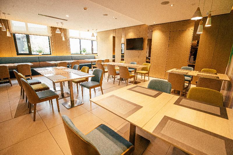 ホテル Holiday Inn Express Yingkou Onelong Plaza, An Ihg