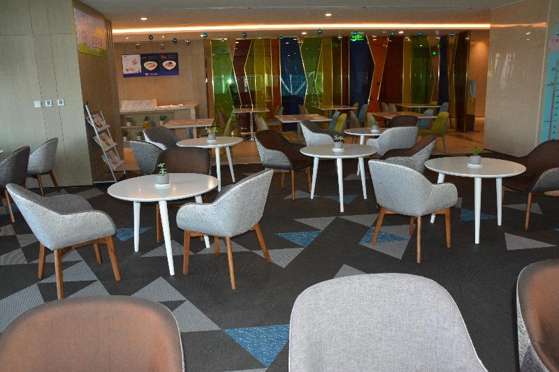 ホテル Holiday Inn Express Yingkou Onelong Plaza, An Ihg