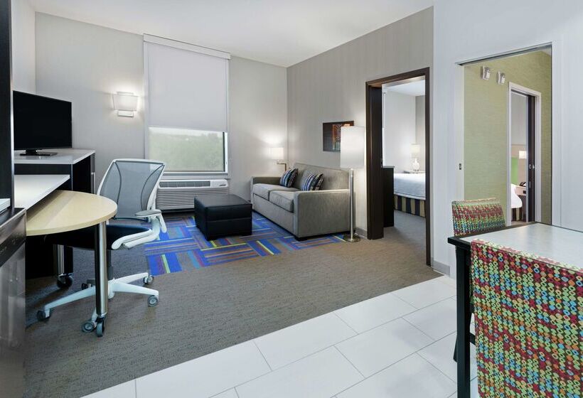 هتل Home2 Suites By Hilton Austin Airport