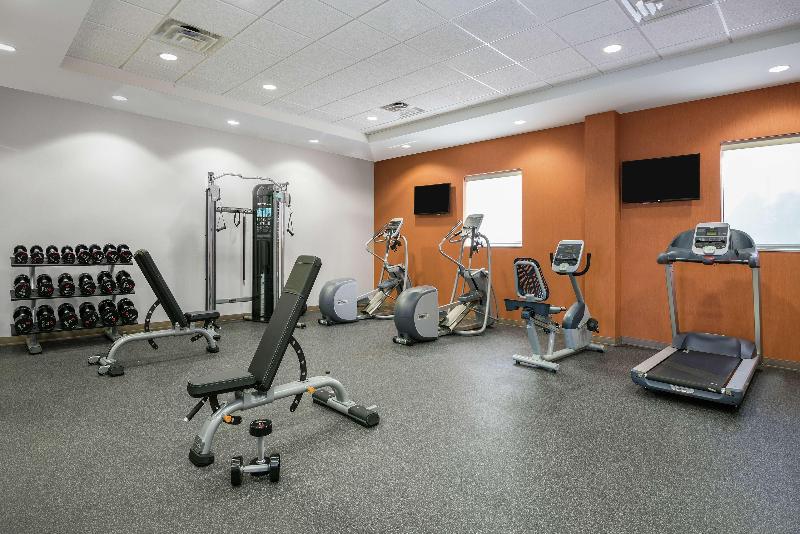 هتل Home2 Suites By Hilton Austin Airport
