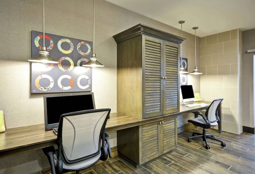 בית מלון כפרי Home2 Suites By Hilton St. Simons Island