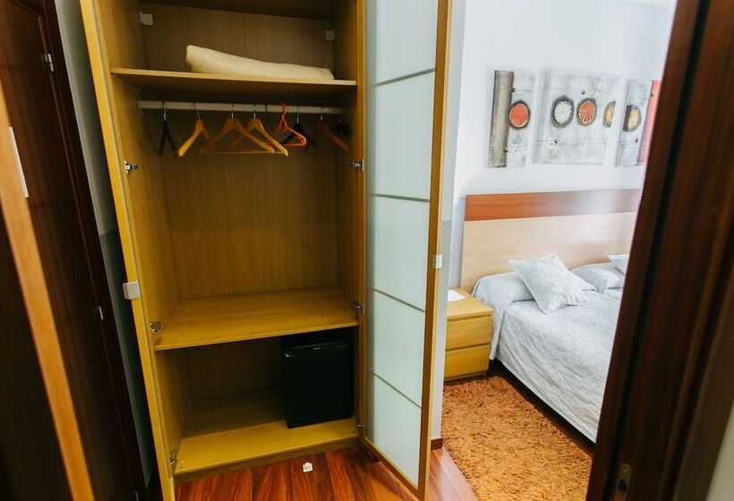 هتل Hostal San Ignacio Centro