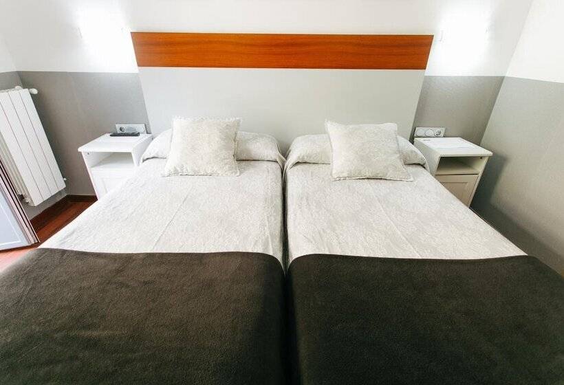 هتل Hostal San Ignacio Centro