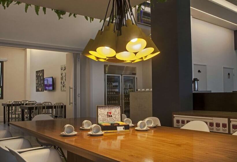 בית מלון כפרי Ibis Styles Alagoinhas