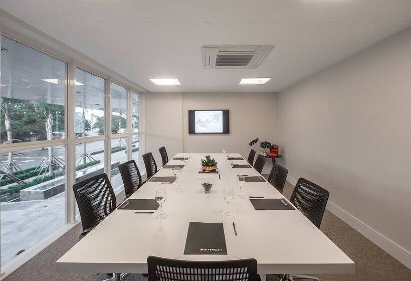 호텔 Intercity Cidade Baixa