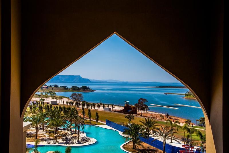 בית מלון כפרי Malai Manso Yacht Convention & Spa